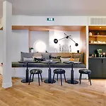 Tinah Paris, Réaumur - Montorgeuil