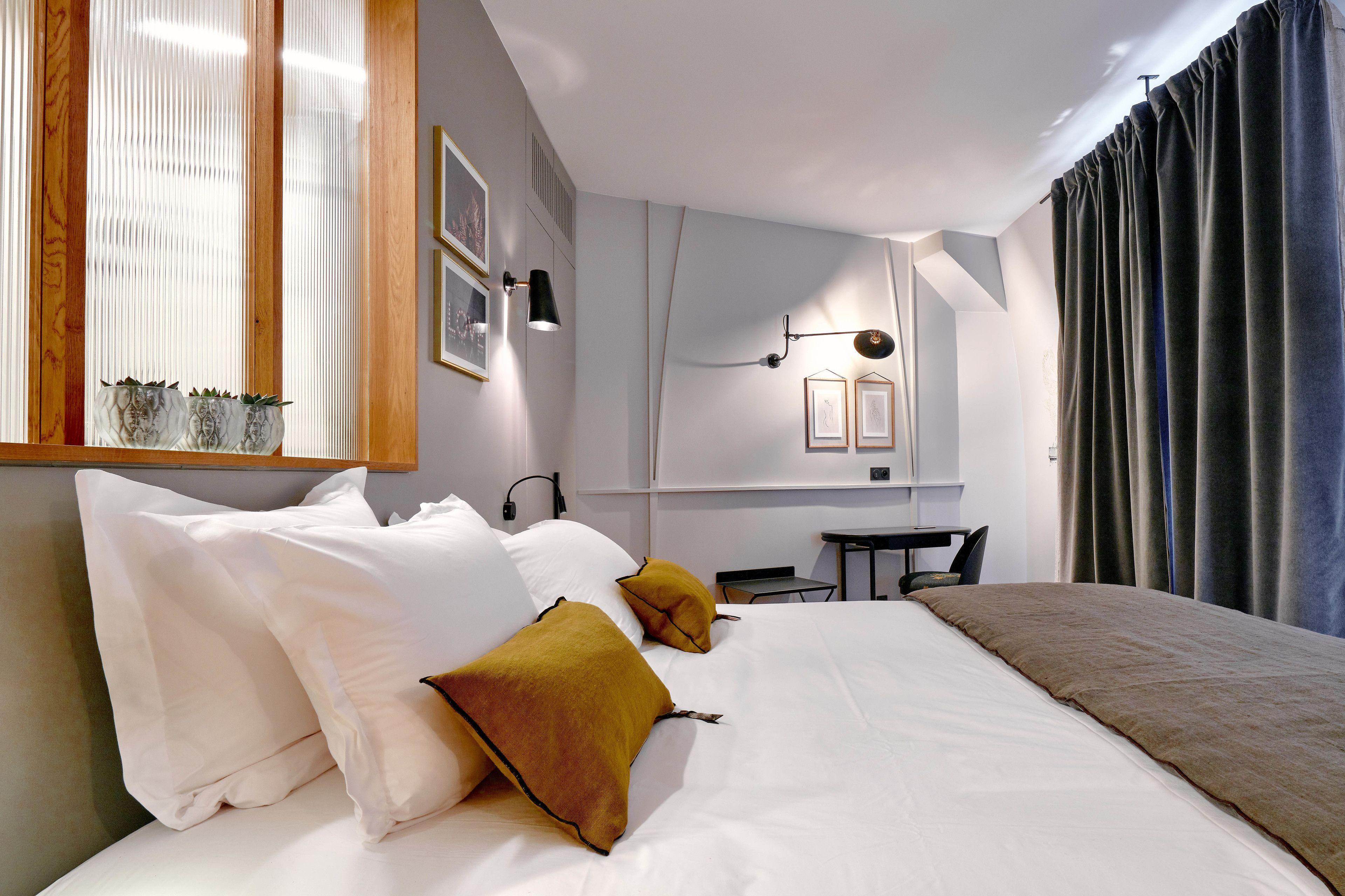 Tinah Paris, Reaumur - Montorgeuil 3*