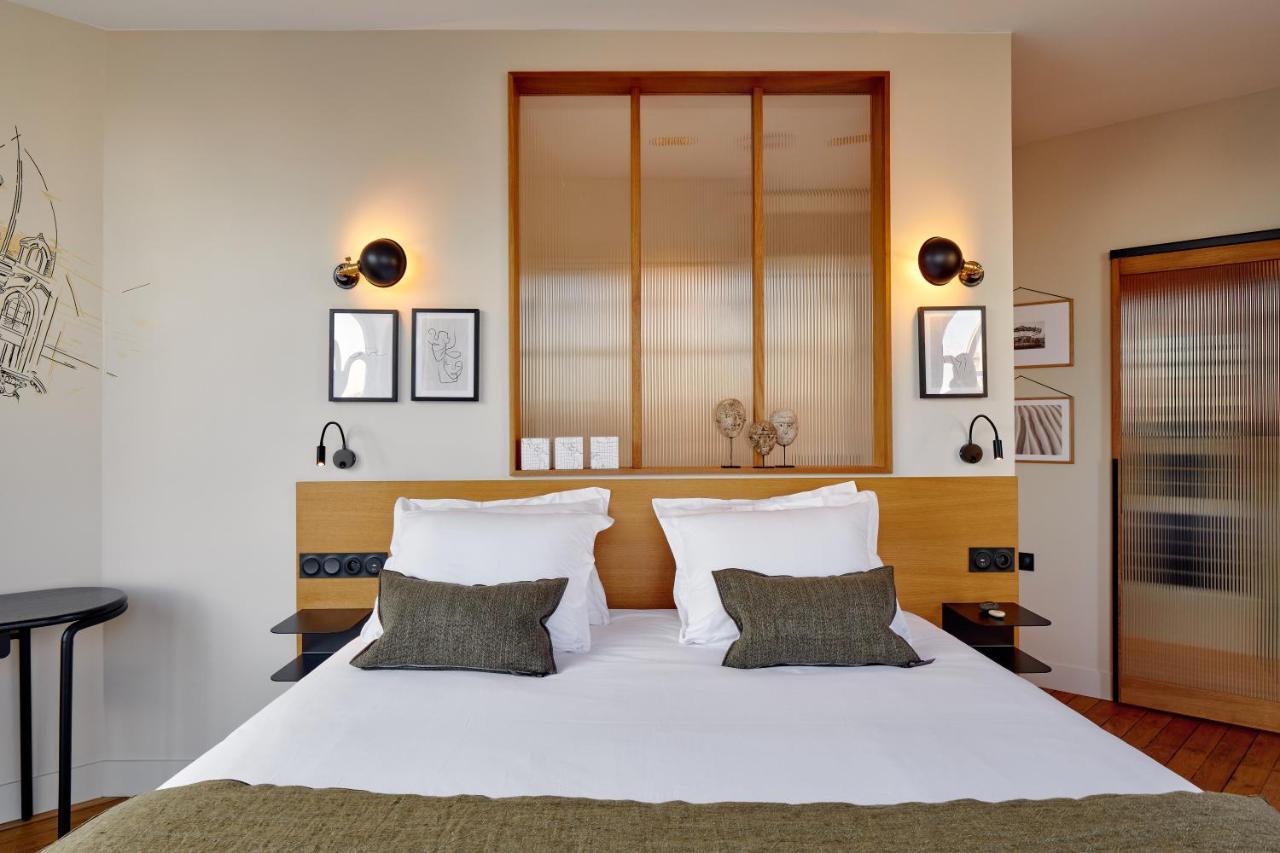 Tinah Paris, Reaumur - Montorgeuil 3*